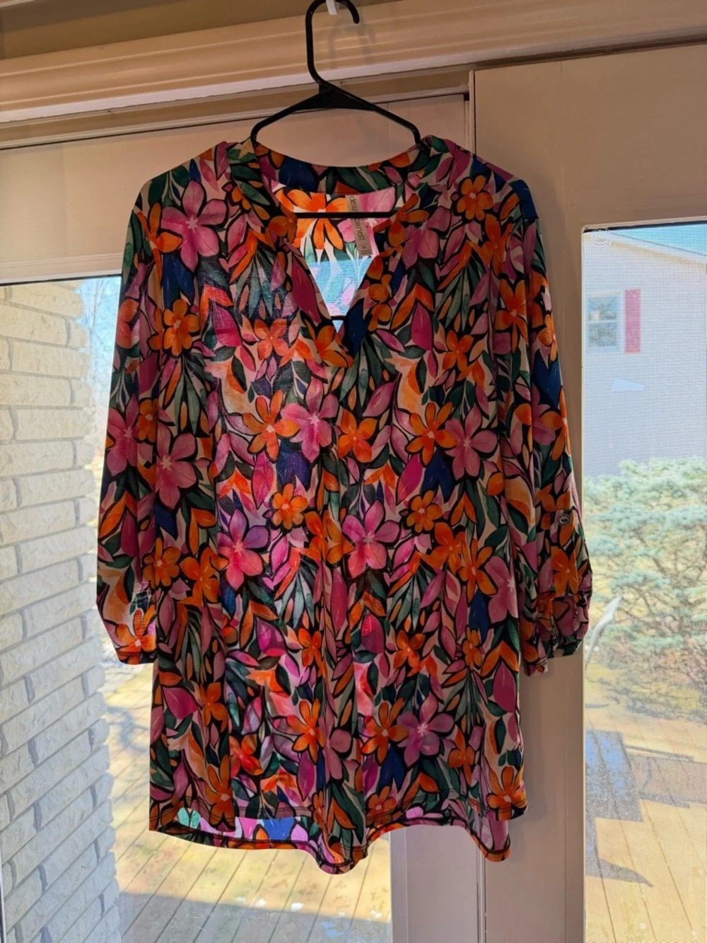 Dear Scarlet Flowy Floral Tunic/Blouse/Shirt - Picture 1 of 5
